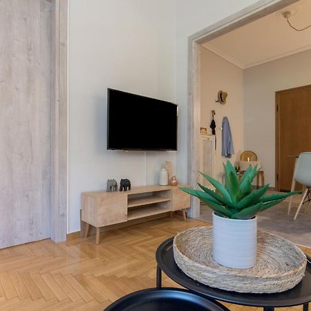 Spacious 2 Bedroom Apartment In Koukaki Атина Екстериор снимка