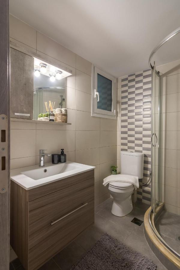Spacious 2 Bedroom Apartment In Koukaki Атина Екстериор снимка